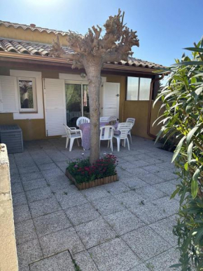 HOLIDAYLAND 433 VILLA T2 MEZZANINE 6 couchages NARBONNE PLAGE